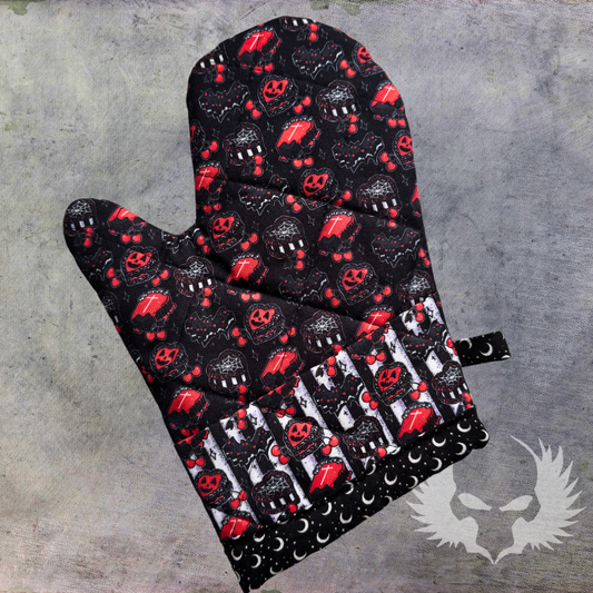 Spooky Cake Oven Mitt