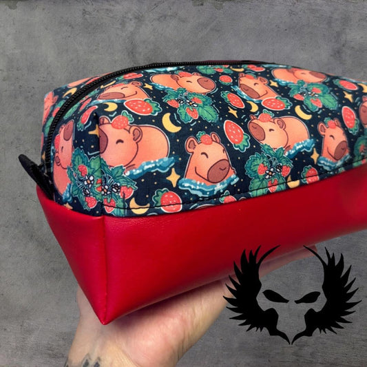 Capybara Boxy Bag